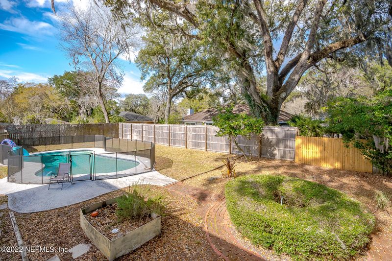 2977 Oakisle Rd N, Jacksonville, FL 32257