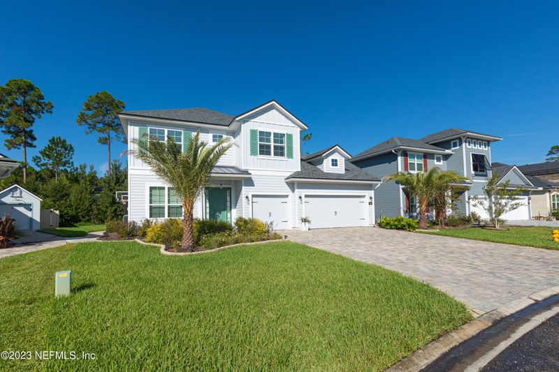 299 Tate Ln, St Johns, FL 32259