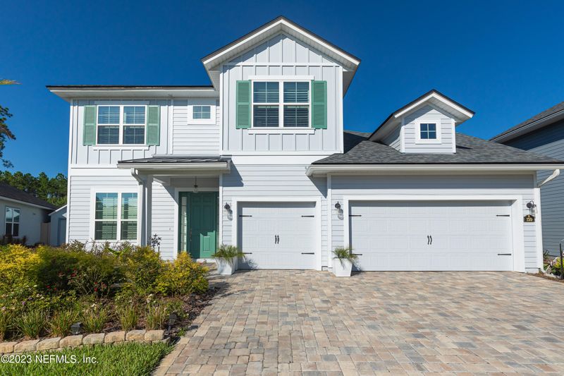 299 Tate Ln, St Johns, FL 32259