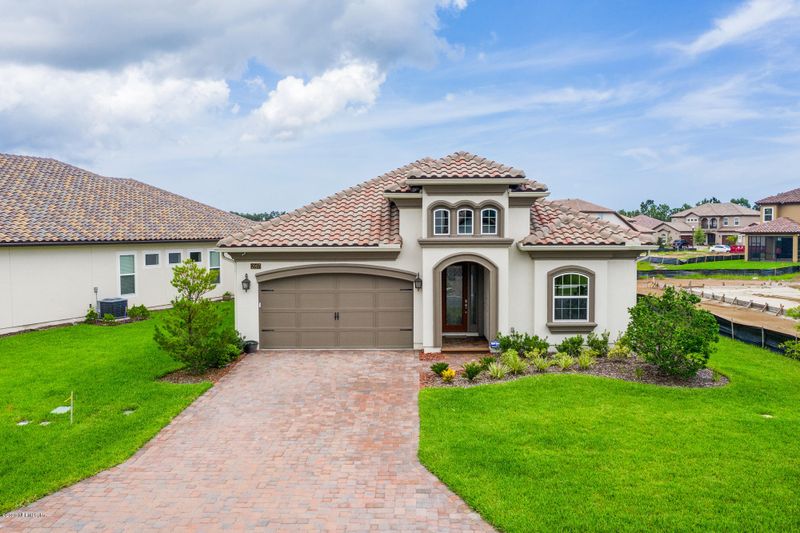 2997 Pescara Dr, Jacksonville, FL 32246