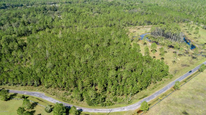 3 Forest Acres Ln, Jacksonville, FL 32234