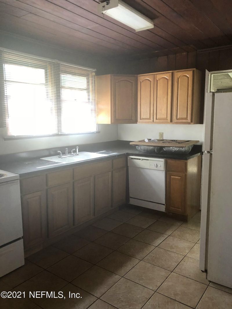 30 Ponce Blvd, Jacksonville, FL 32218
