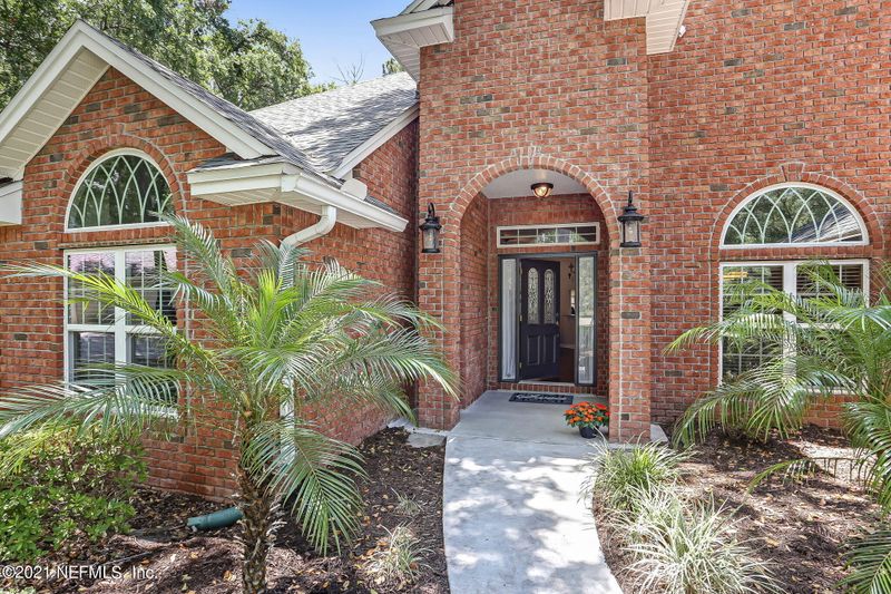 300 Chicasaw Ct, St Johns, FL 32259