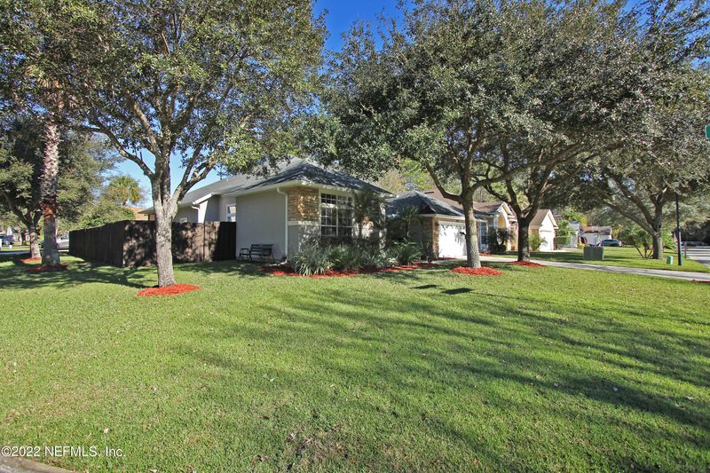 300 S Buck Board Dr, Jacksonville, FL 32259