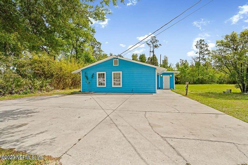 3007 Leon Rd, Jacksonville, FL 32246