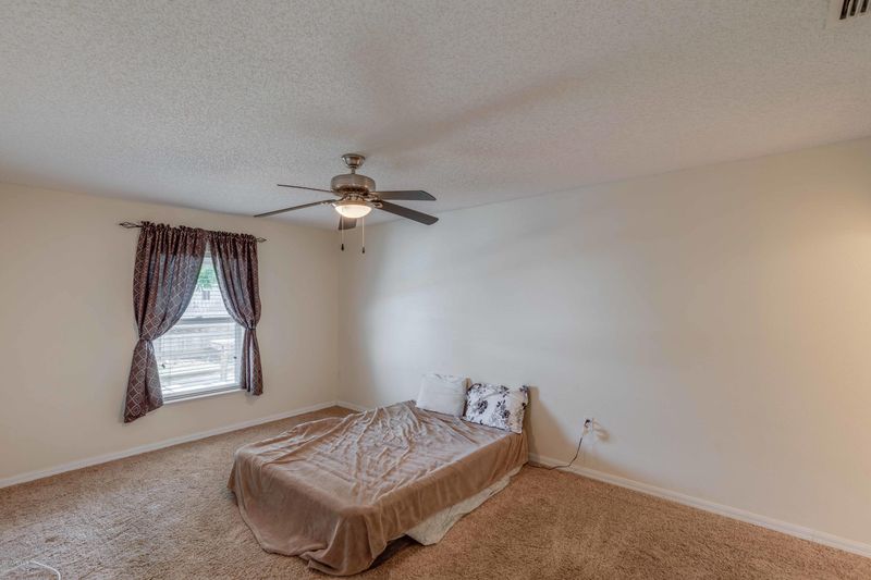 3007 Valkyrie Rd, Middleburg, FL 32068