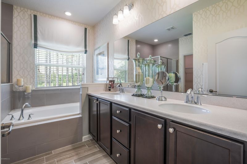 301 Tintamarre Dr, St Augustine, FL 32092