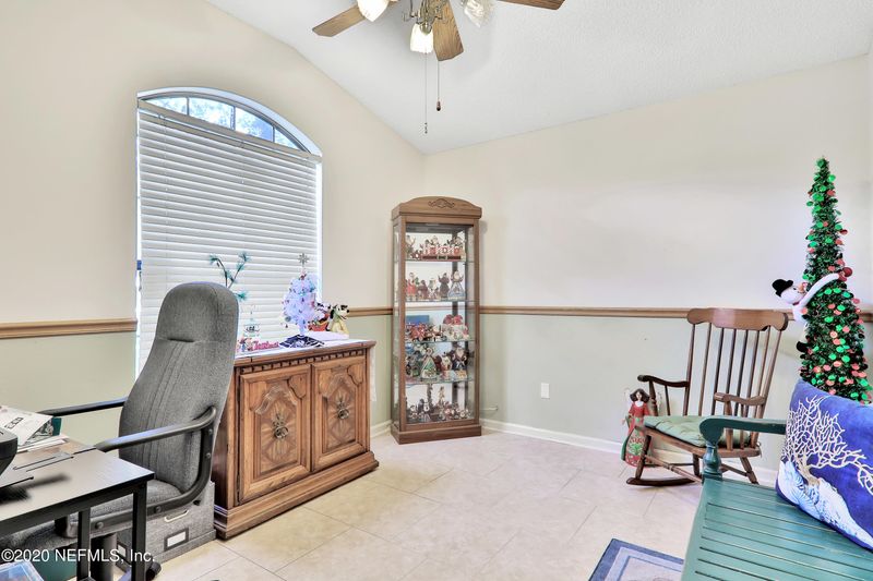 301 Turtle Dove Dr, Orange Park, FL 32073