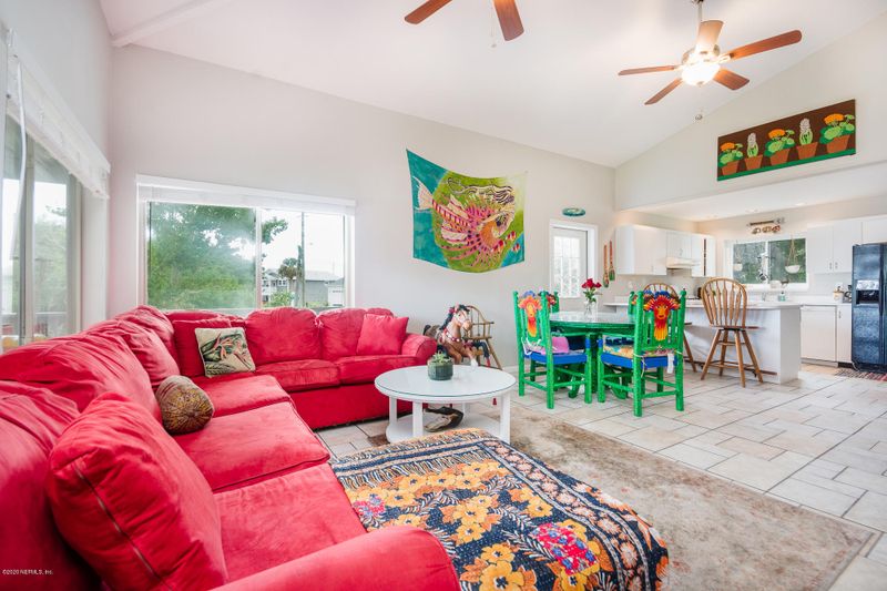 3021 1st St, St Augustine, FL 32084