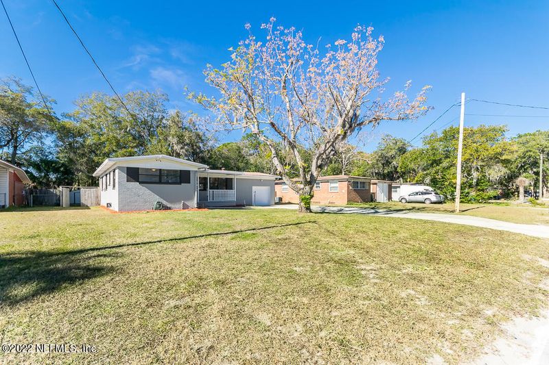 3026 Cesery Blvd, Jacksonville, FL 32277