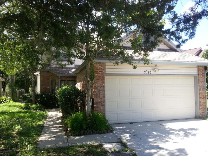 3028 Lantana Lakes Dr E, Jacksonville, FL 32246