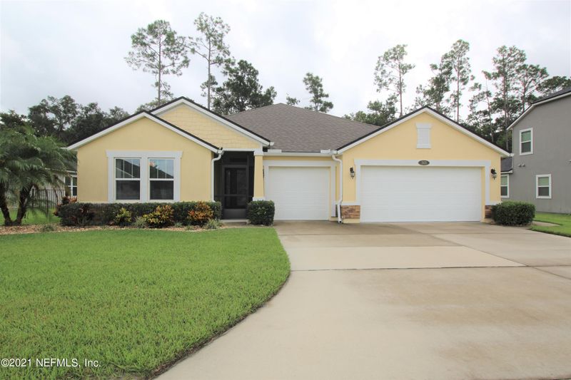 303 Crescent Key Dr, St Augustine, FL 32086