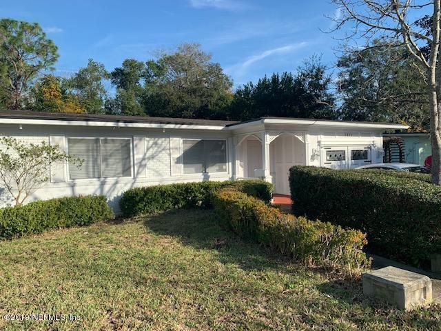 3031 Ridgepine Dr, Jacksonville, FL 32277