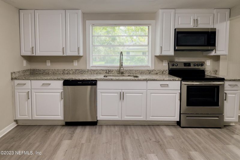 3033 W 3rd St, Jacksonville, FL 32254