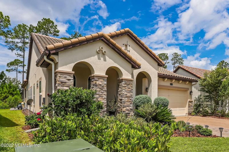3038 Pescara Dr, Jacksonville, FL 32246