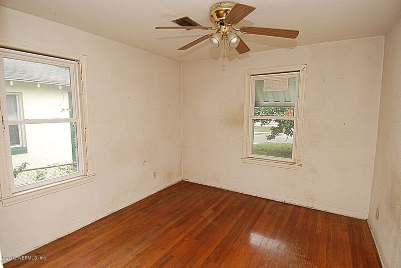 3038 Plum St, Jacksonville, FL 32205