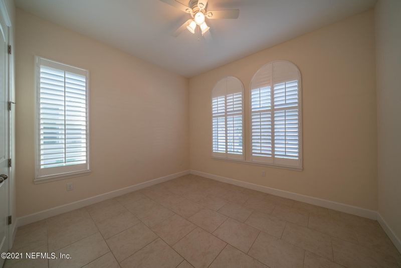 3039 Lucena Ln, Jacksonville, FL 32246