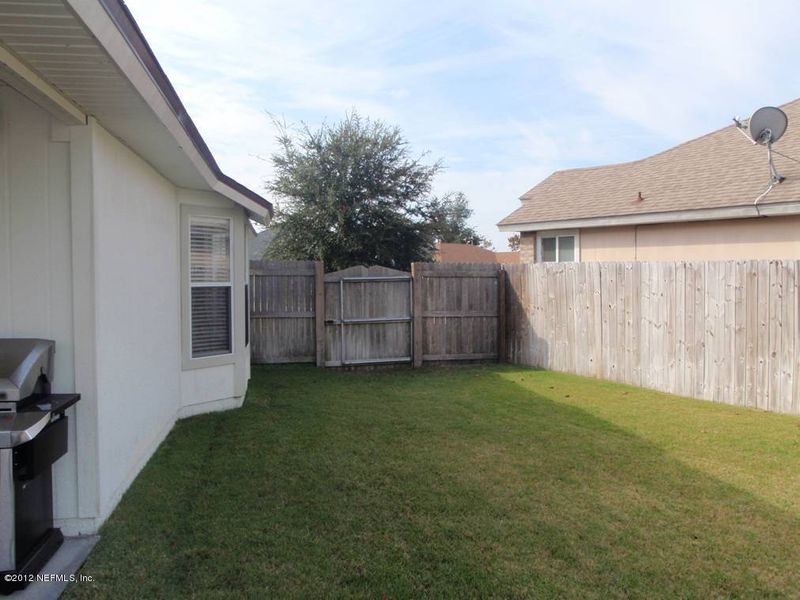 3039 Zeyno Dr, Middleburg, FL 32068