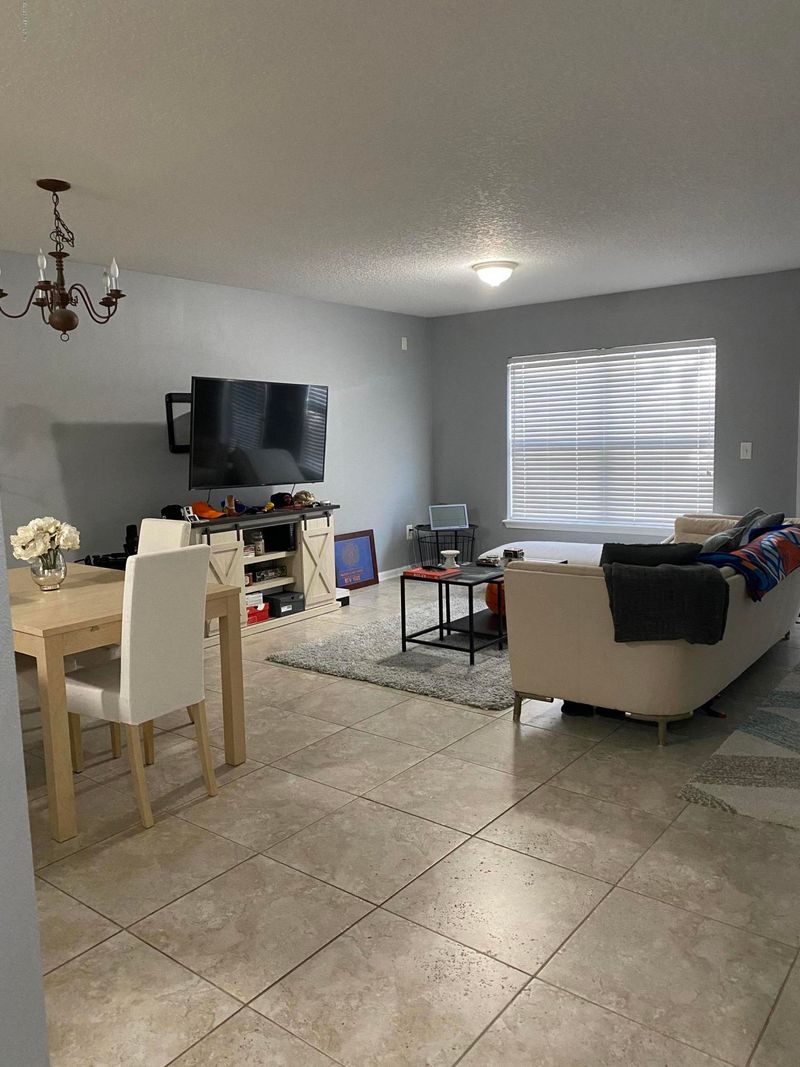 304 Cherry Way, St Johns, FL 32259