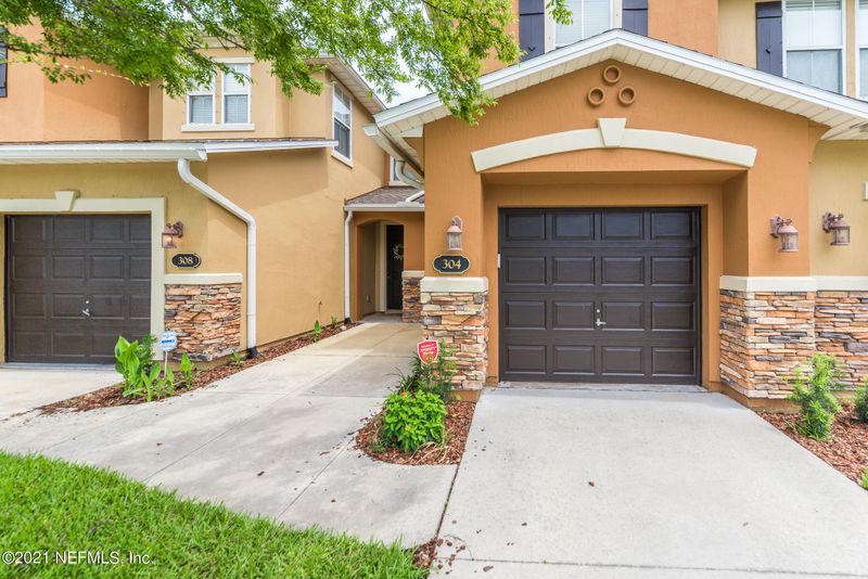 304 W Pisa Pl, St Augustine, FL 32084