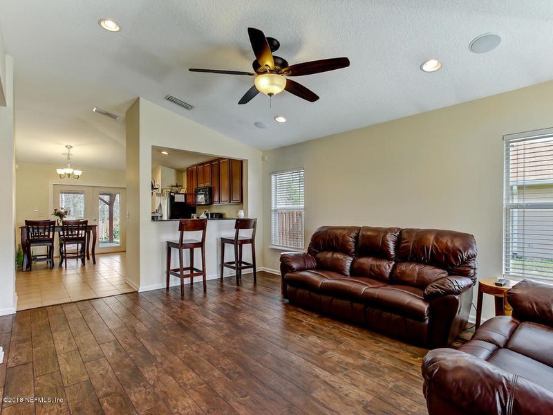 3042 Bent Bow Ln, Middleburg, FL 32068