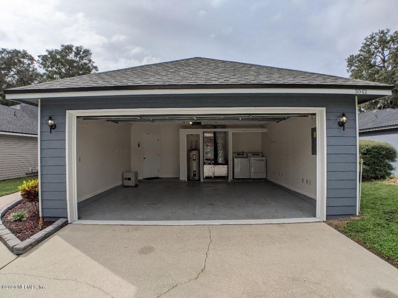 3042 Caroline Crest Dr E, Jacksonville, FL 32225