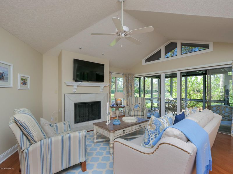 305 Quail Pointe Dr, Ponte Vedra Beach, FL 32082