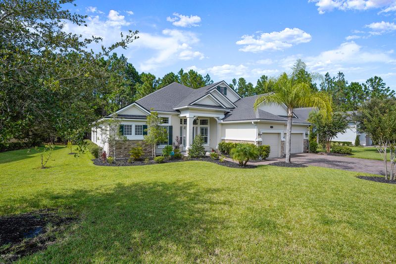 305 Stonewell Dr, Fruit Cove, FL 32259