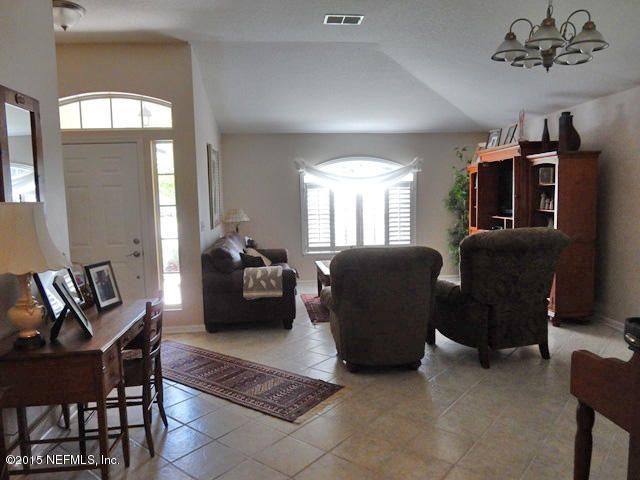 305 Twinleaf Ct, St Johns, FL 32259