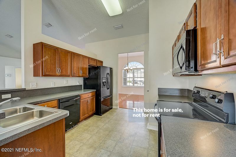 3050 Silverado Cir, Green Cove Springs, FL 32043