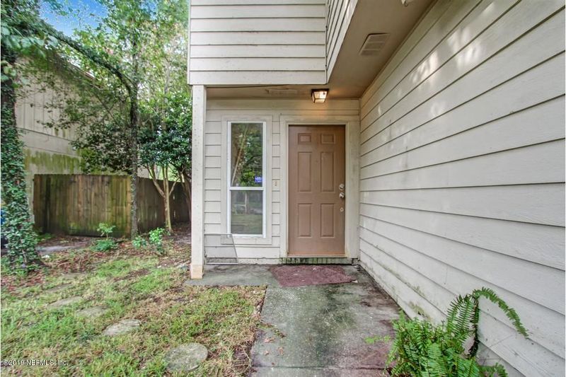 3057 Cobblewood Ln E, Jacksonville, FL 32225
