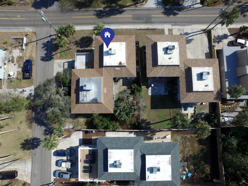 306 4th St, Atlantic Beach, FL 32233