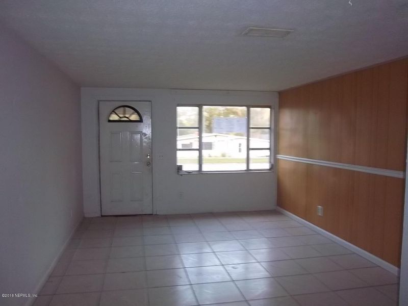 306 Mercury Dr, Orange Park, FL 32073