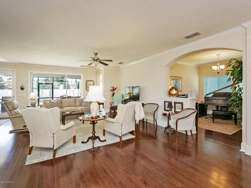 307 Paradise Valley Dr, Ponte Vedra, FL 32081