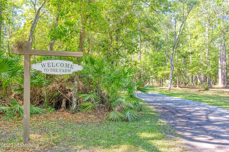 3075 Joe Ashton Rd, St Augustine, FL 32092