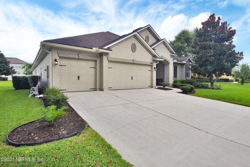 3075 Paddle Creek Dr, Green Cove Springs, FL 32043