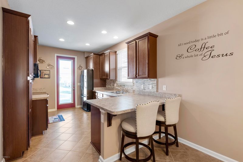 3079 Holly Grove Ln, Orange Park, FL 32073