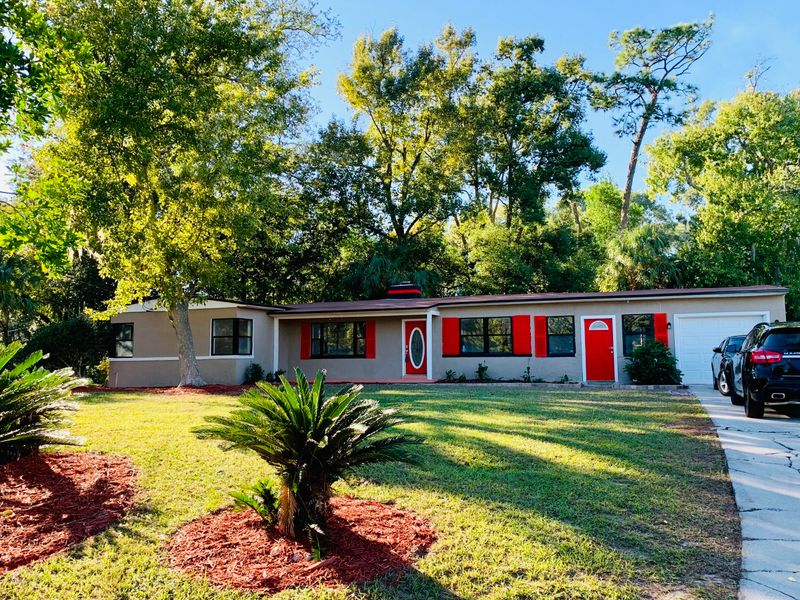 308 Brooks Cir E, Jacksonville, FL 32211