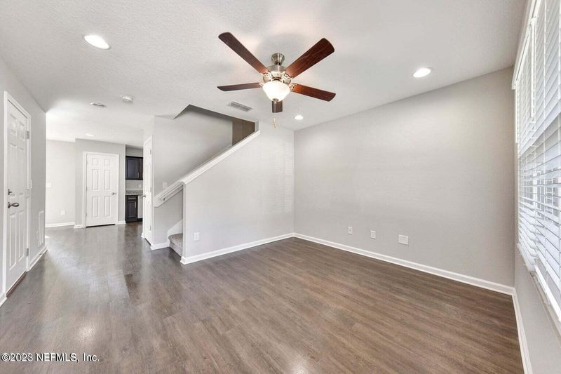 3081 Harbison St, Jacksonville, FL 32218