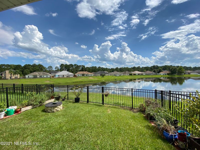 3085 Zeyno Dr, Middleburg, FL 32068