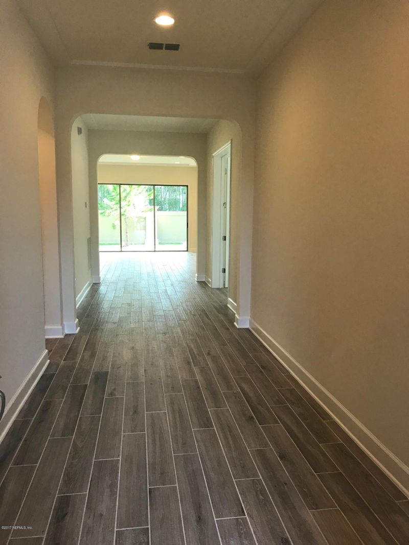 3095 Montilla Dr, Jacksonville, FL 32246