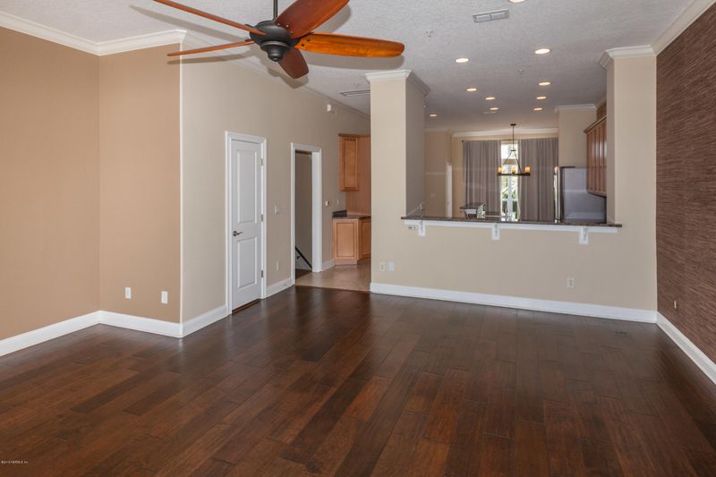 310 2nd St S #B, Jacksonville Beach, FL 32250