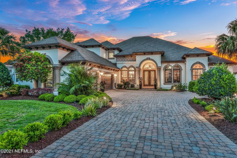310 Vale Dr, St Augustine, FL 32095