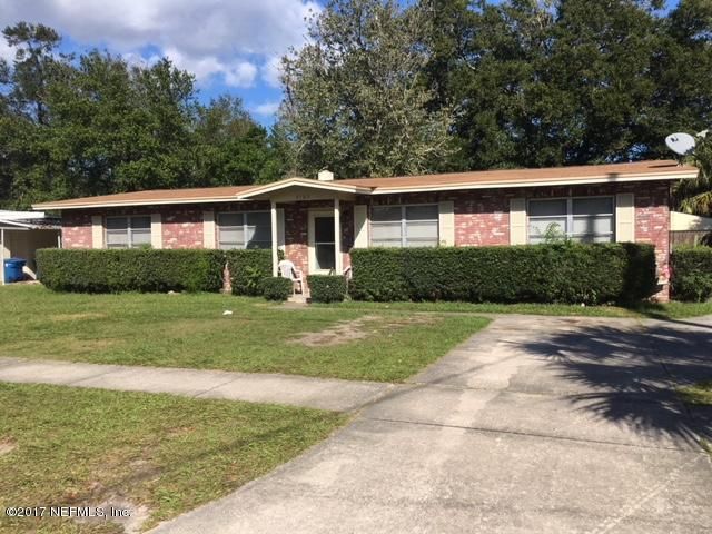 3103 Ridgepine Dr, Jacksonville, FL 32277