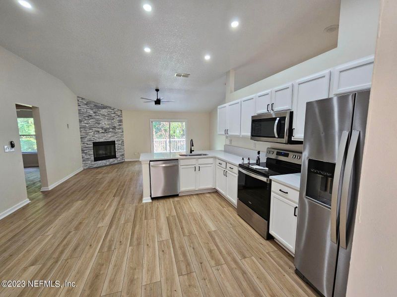 3104 Hickory Glen Dr, Orange Park, FL 32065
