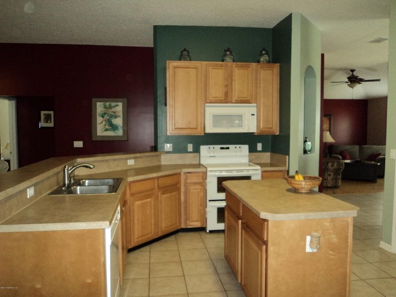 3108 Tower Oaks Dr, Orange Park, FL 32065