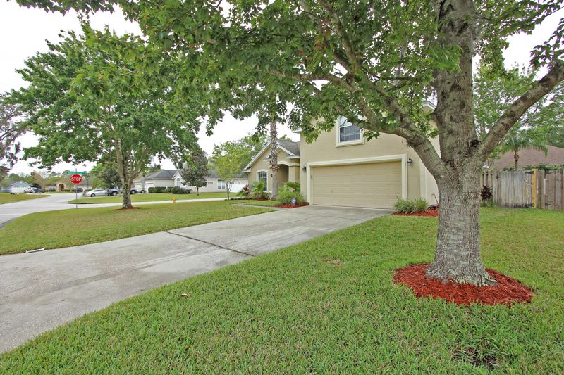 311 N Parke View Dr, St Johns, FL 32259