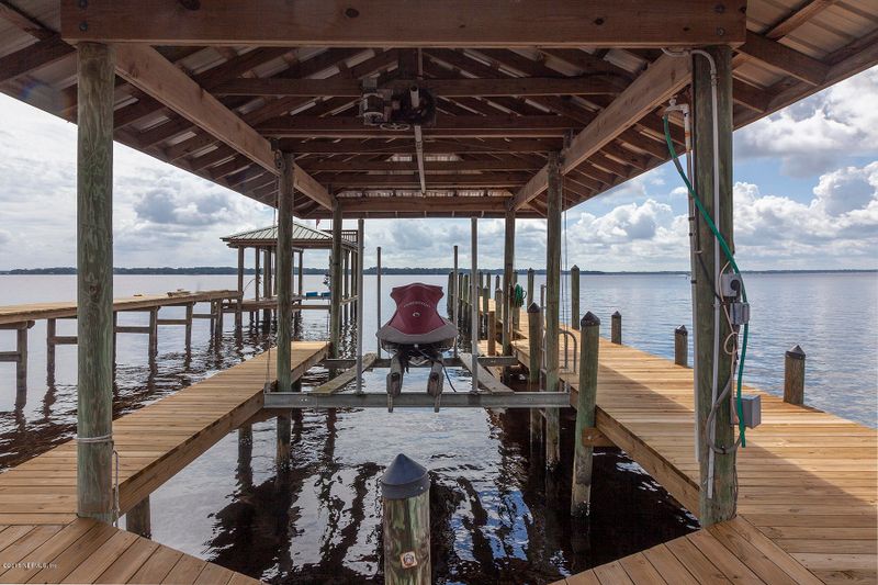 311 Scenic Point Ln, Fleming Island, FL 32003
