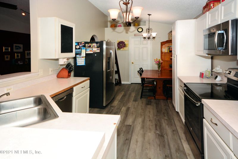3111 Ash Harbor Dr, Jacksonville, FL 32224