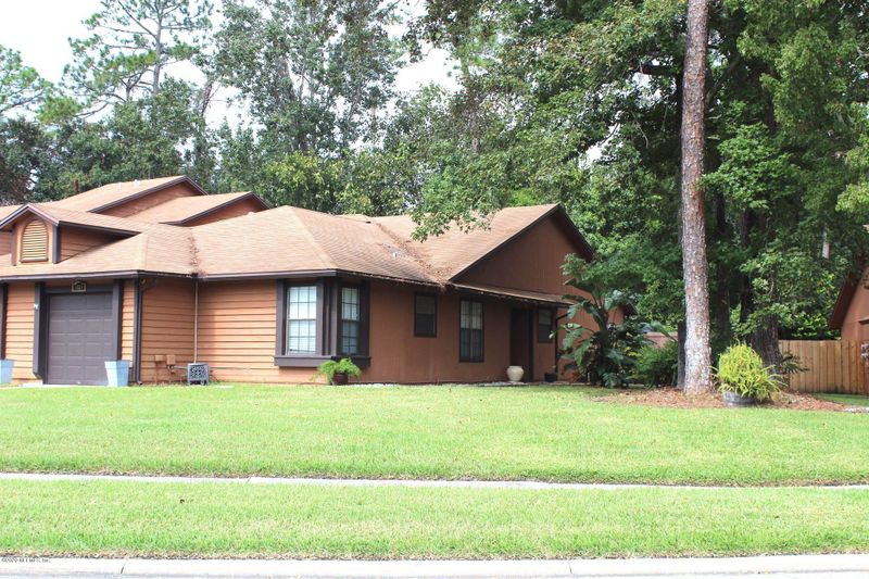3113 Falconer Dr, Jacksonville, FL 32223